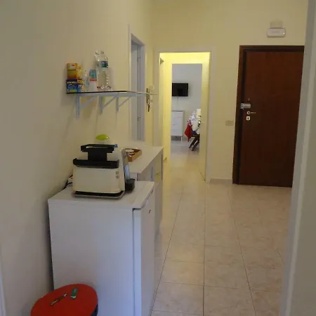 Pensionat House Domeca Ladispoli